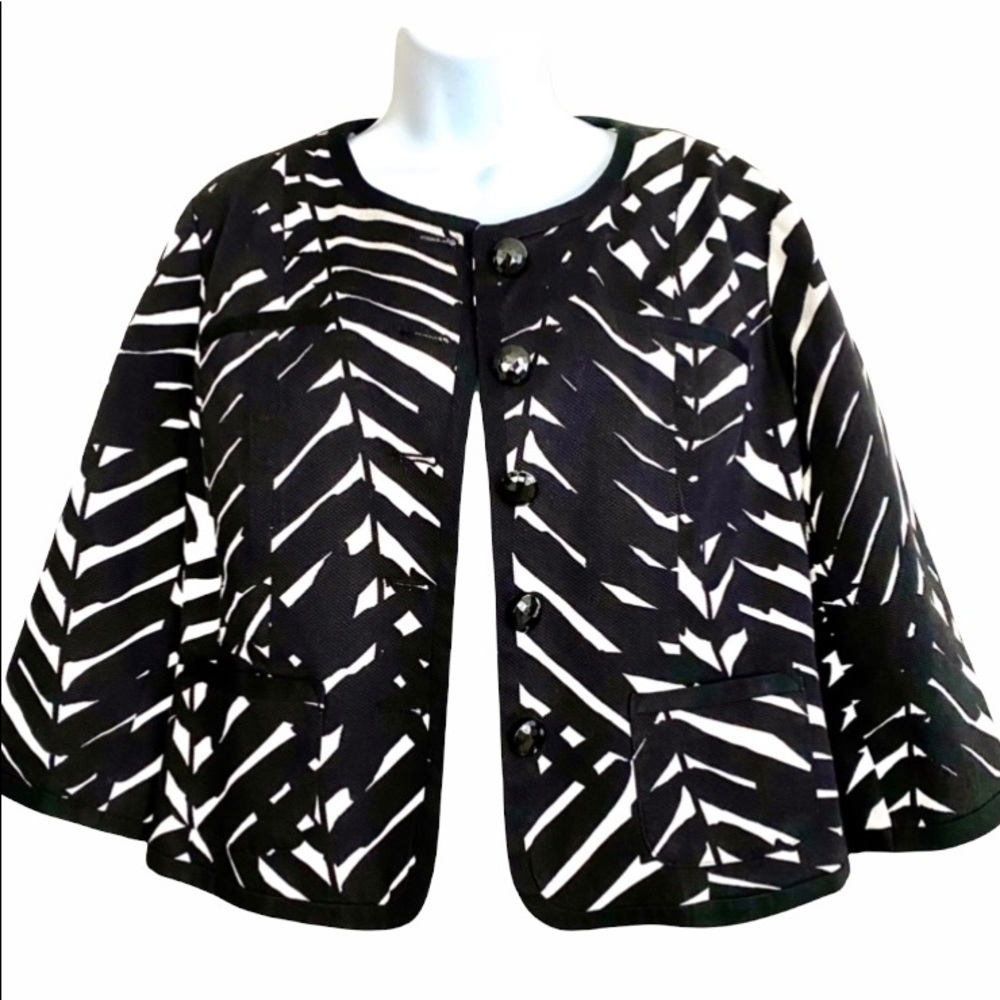 Black White Cropped Cotton Blazer Jacket Medium Casual Summer Officecore